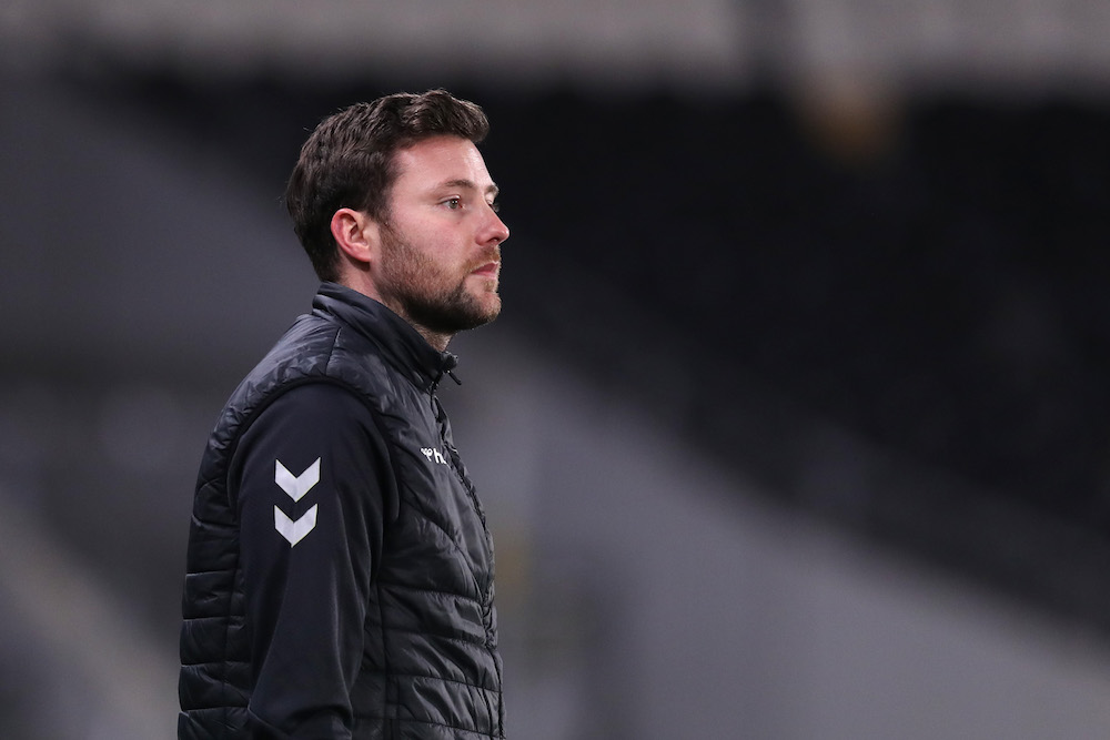 Rykte: Lockar till sig akademitränare från Man United